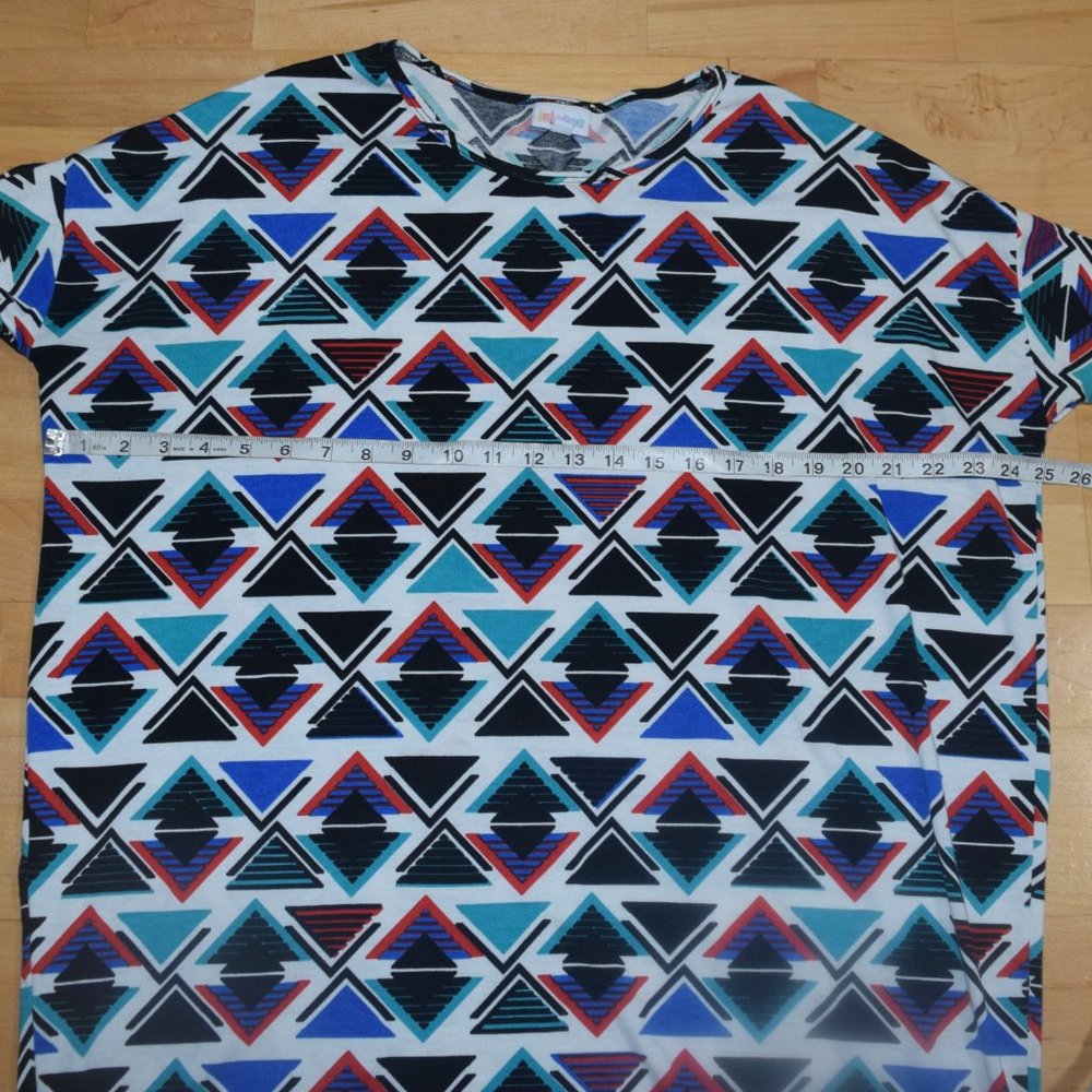 LULAROE Women's Sz M Patterned Tunic Blouse - Great Condition - Picture 7 of 7
